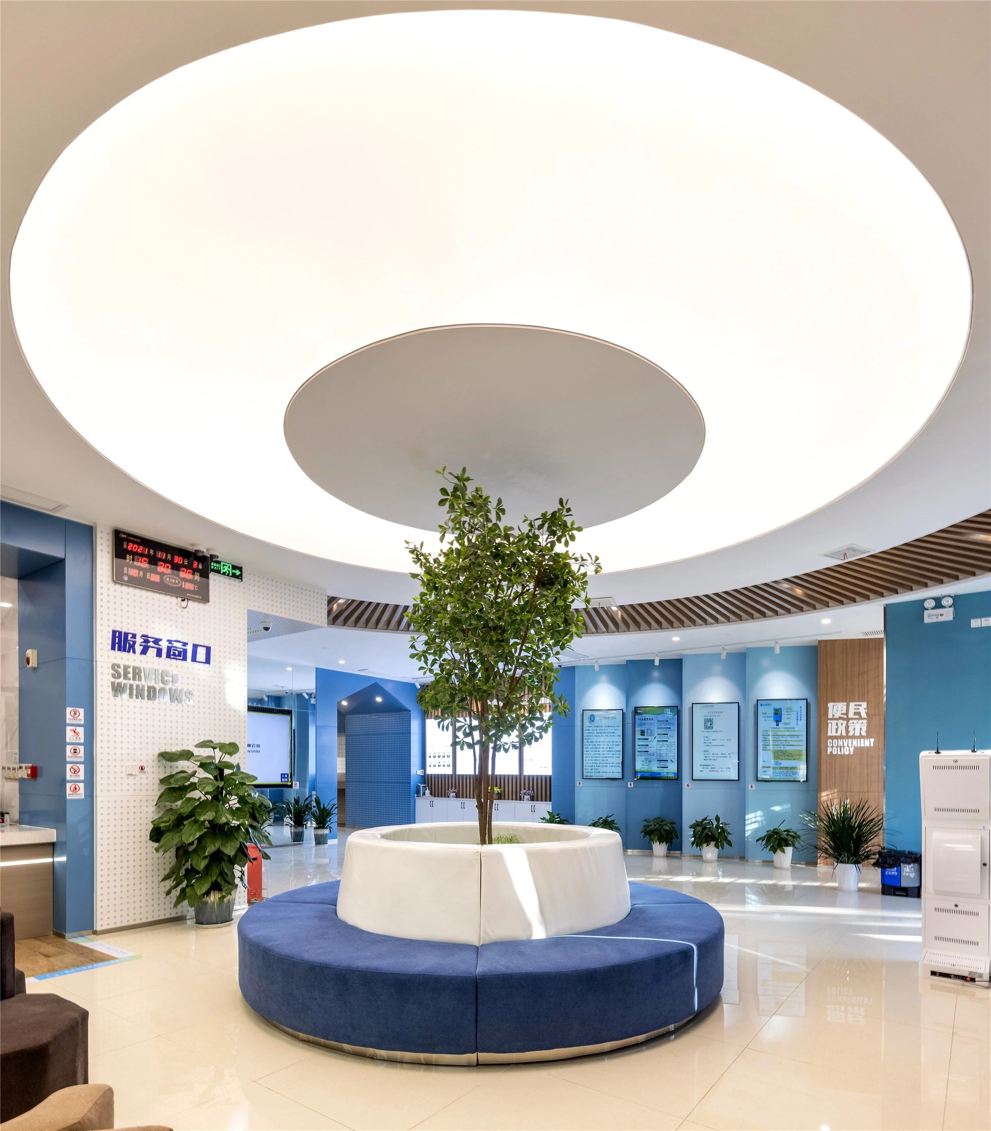 【案例賞析】武漢市車都天然氣營業(yè)廳完工實(shí)景展示，開放多元，活力共享！(圖9)