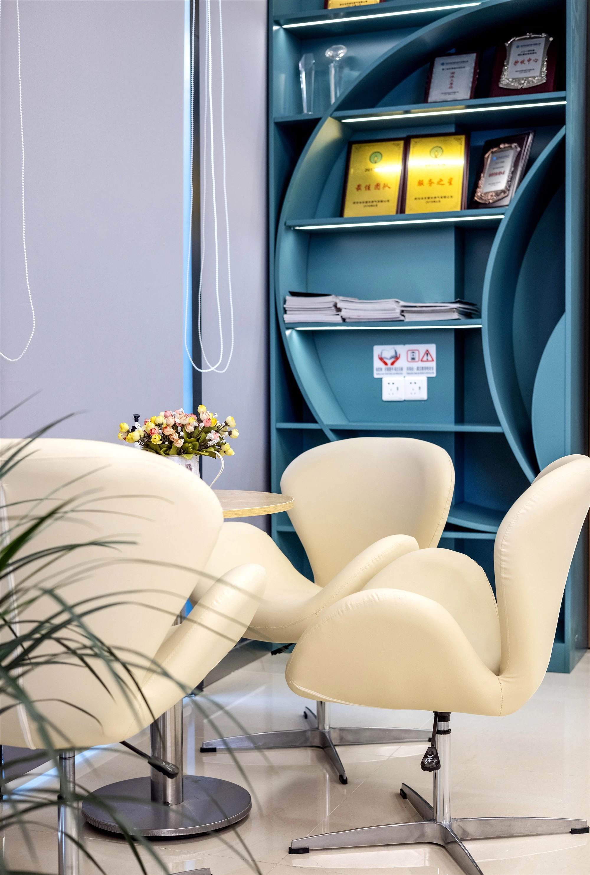 【案例賞析】武漢市車都天然氣營業(yè)廳完工實(shí)景展示，開放多元，活力共享！(圖10)