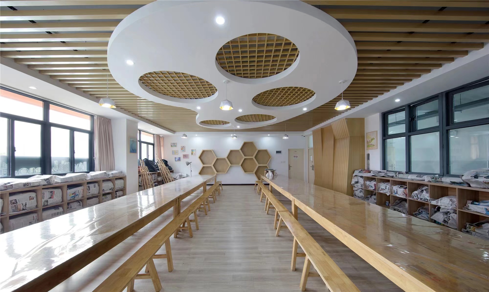 【學(xué)校案例】今泰裝飾在武漢市先后完成了與紅領(lǐng)巾學(xué)校6個校區(qū)的項目交付！(圖6)