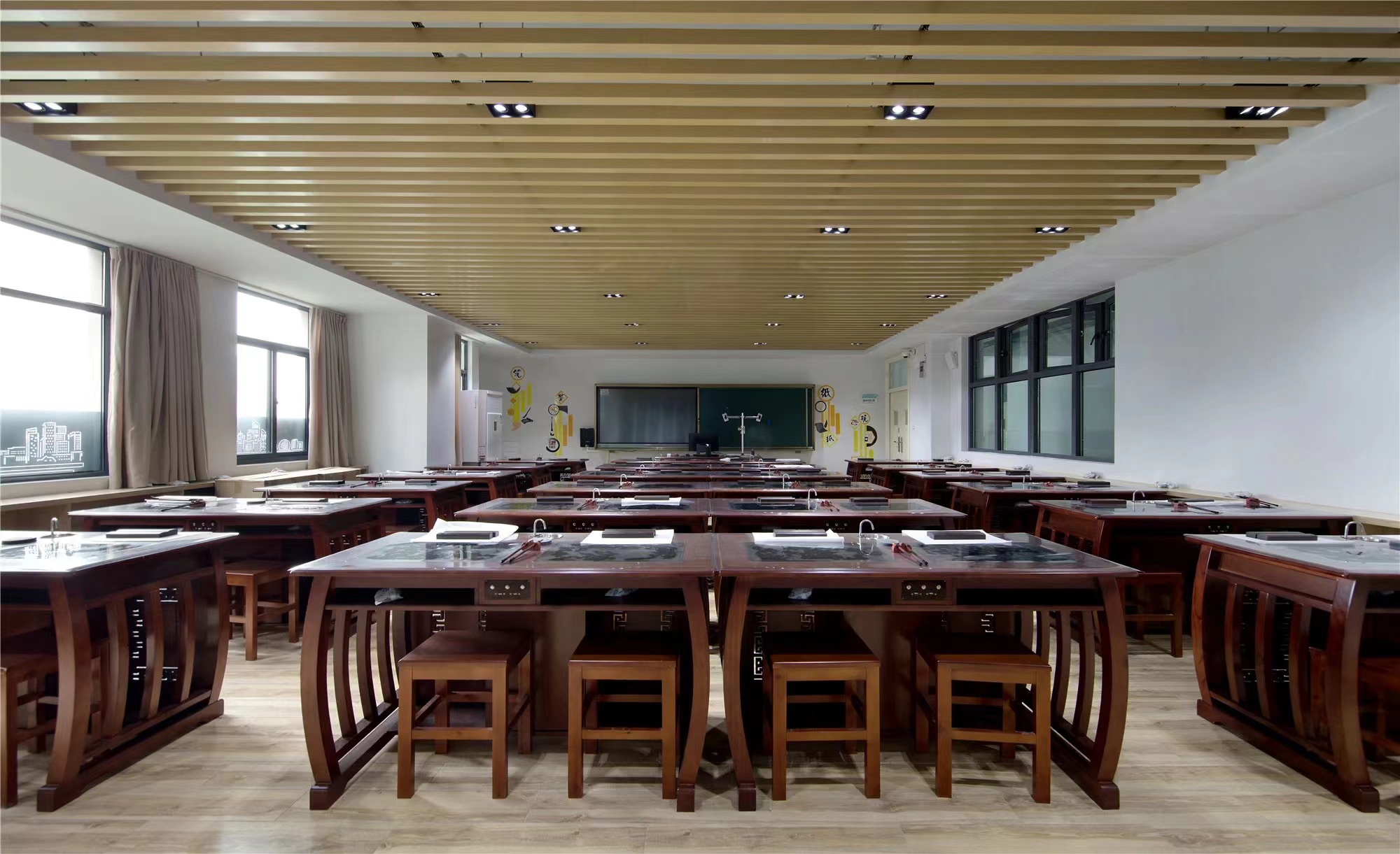 【學(xué)校案例】今泰裝飾在武漢市先后完成了與紅領(lǐng)巾學(xué)校6個校區(qū)的項目交付！(圖11)