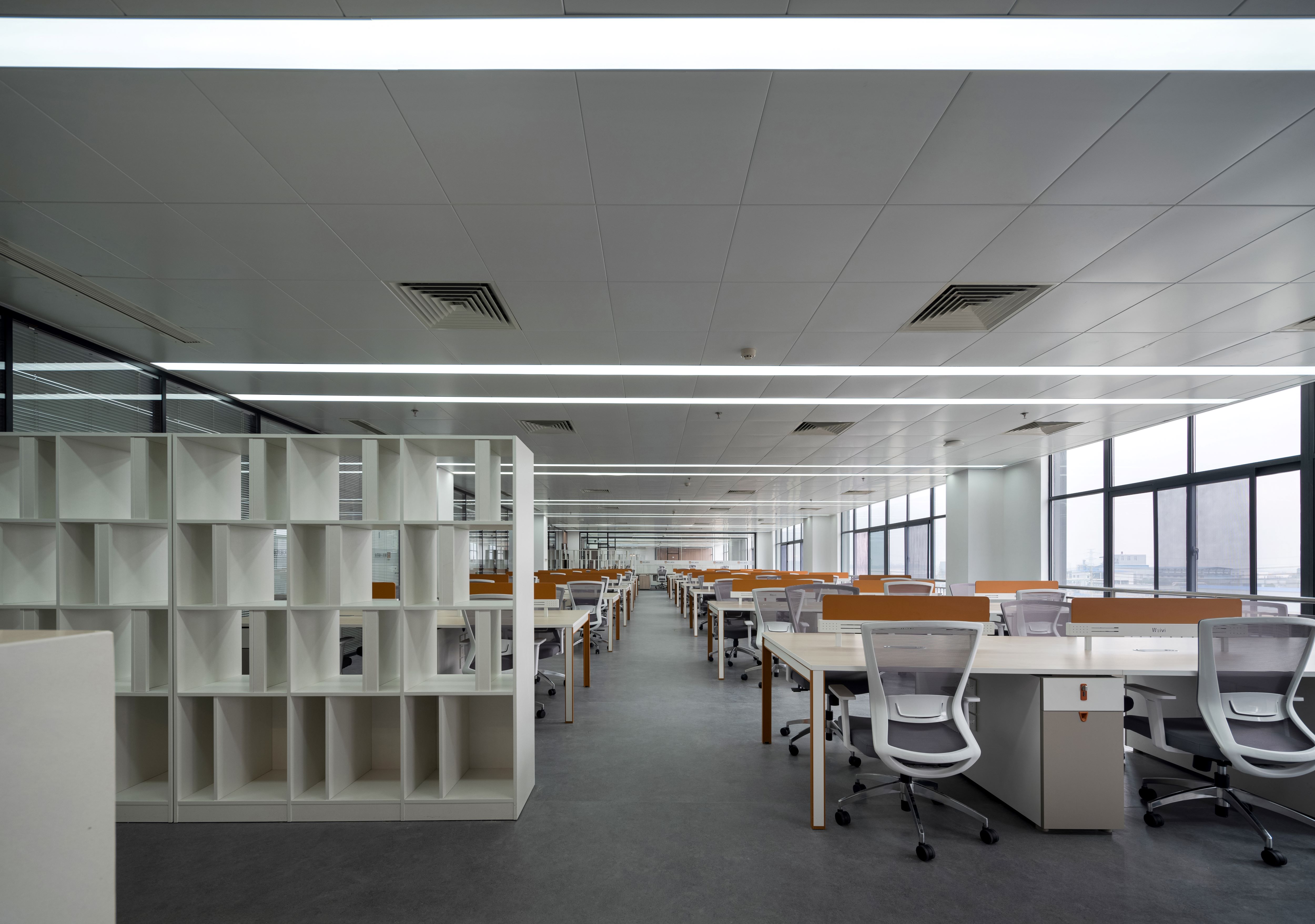 【完工案例】人福醫(yī)藥黃岡總部辦公室裝修完工！(圖3)