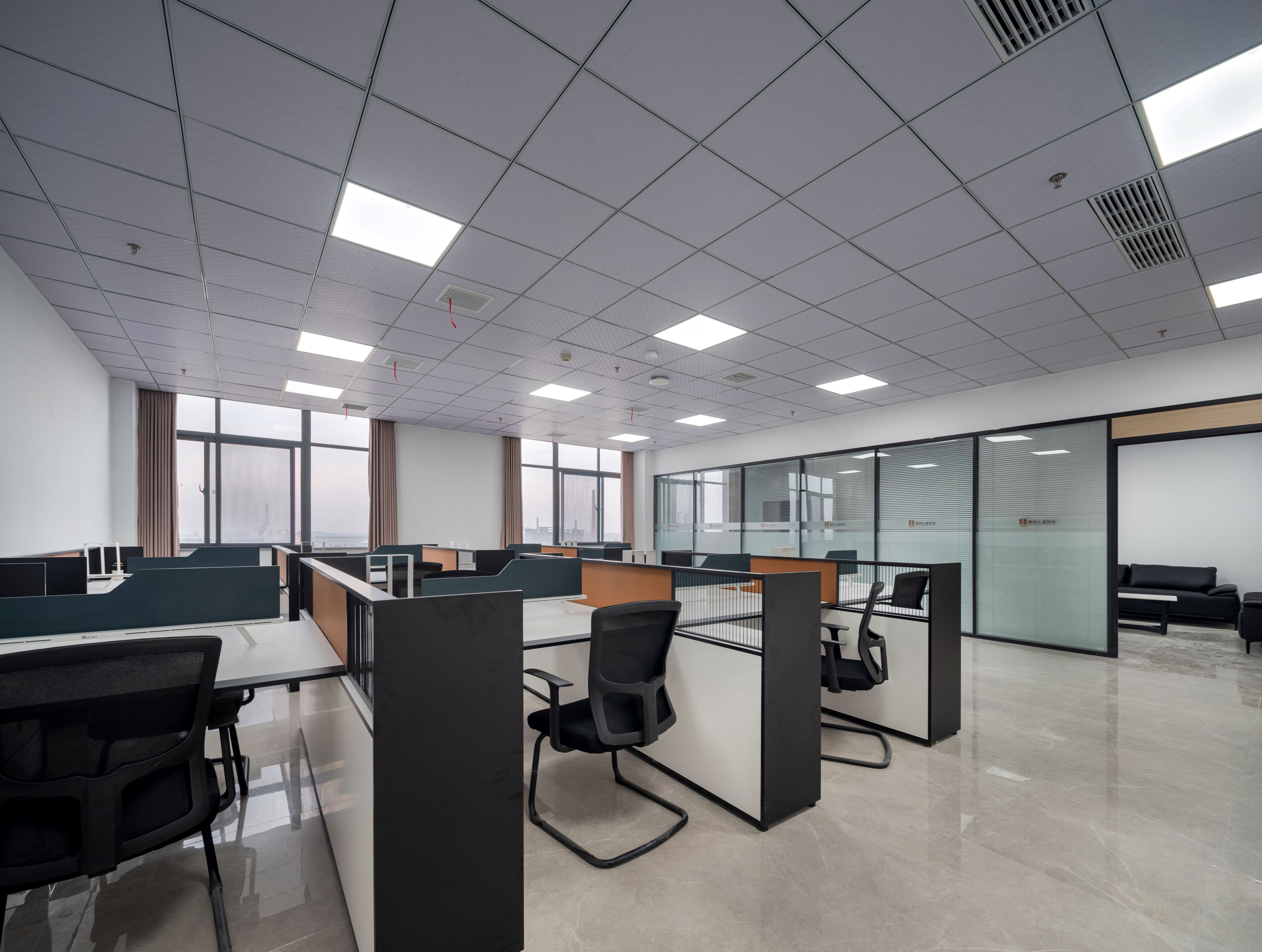 【完工案例】人福醫(yī)藥黃岡總部辦公室裝修完工！(圖10)